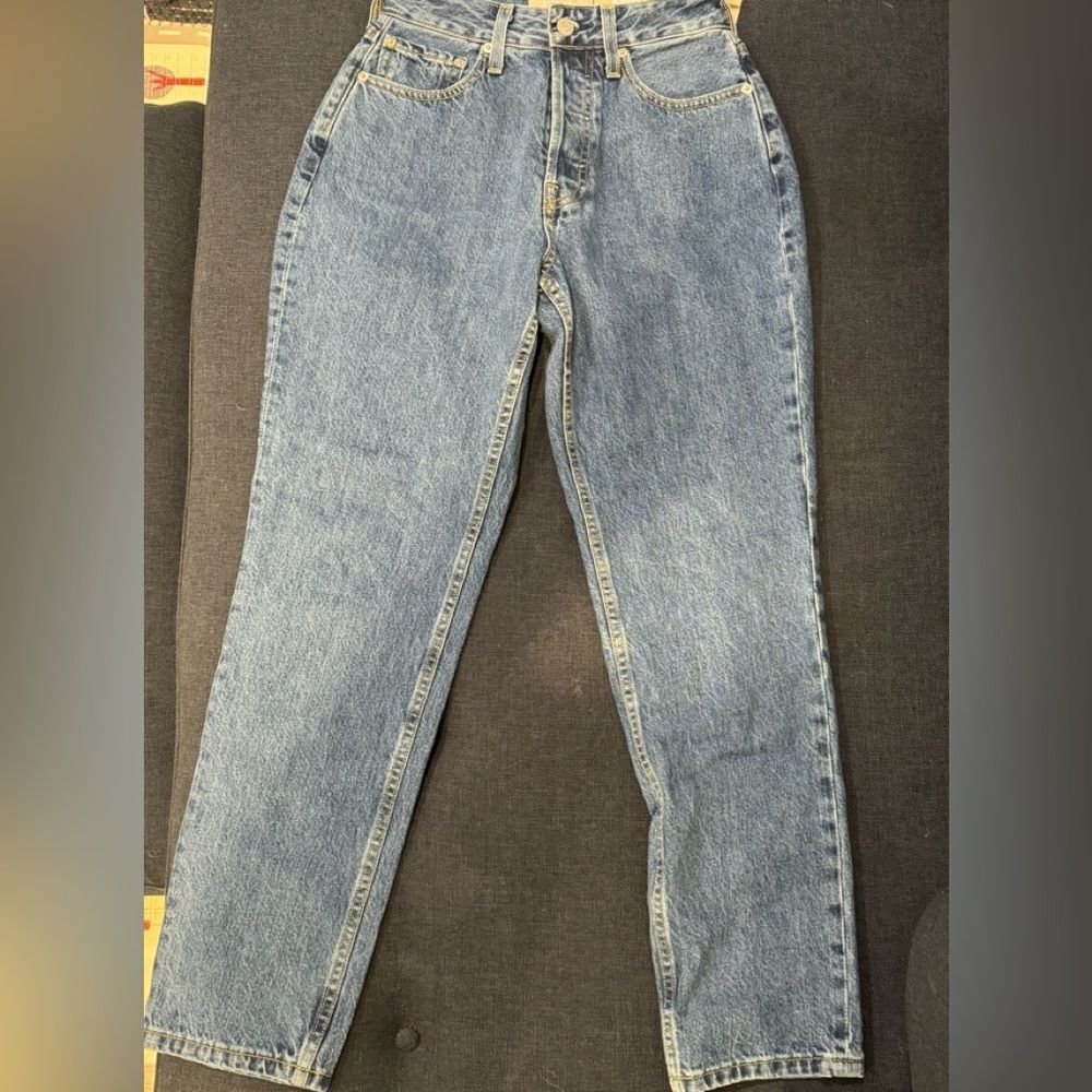 NWT Everlane 90s Curvy Cheeky Straight Jean size 26